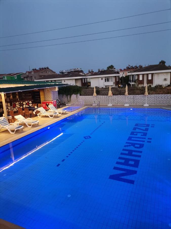 Side Oezguerhan Hotel Bagian luar foto